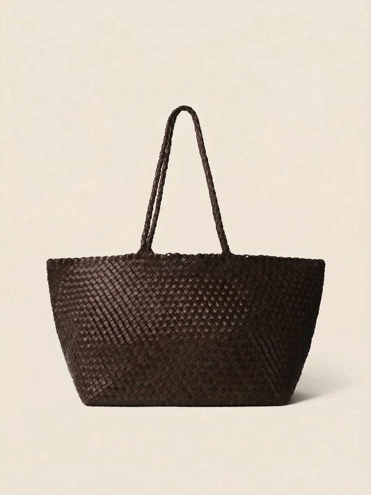ZBLIŻENIE RĘCZNIE PLECIONA TORBA SHOPPER W KOLORZE CIEMNEGO BRĄZU
