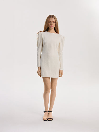 Sukienka z wełny parzonej ozdobny rękaw