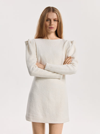 Sukienka z wełny parzonej ozdobny rękaw