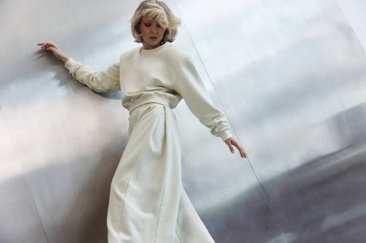 Bluza Typu Cropped z Poszerzoną Linią Ramion LE PUMP Buttermilk