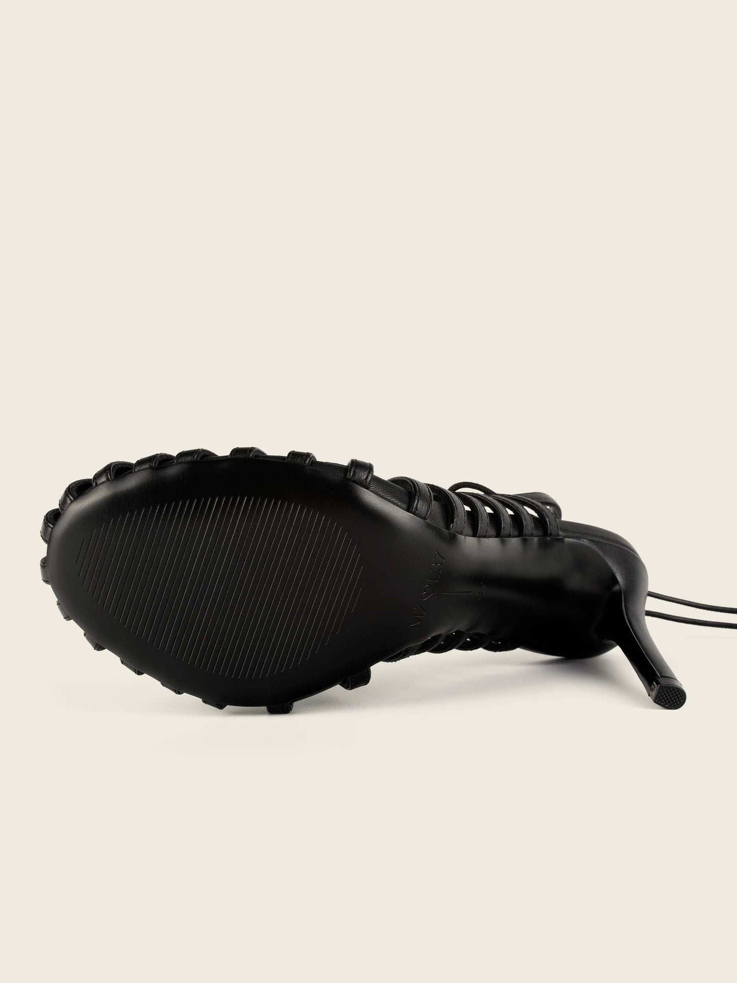 Sandały na obcasie GIGI czarne