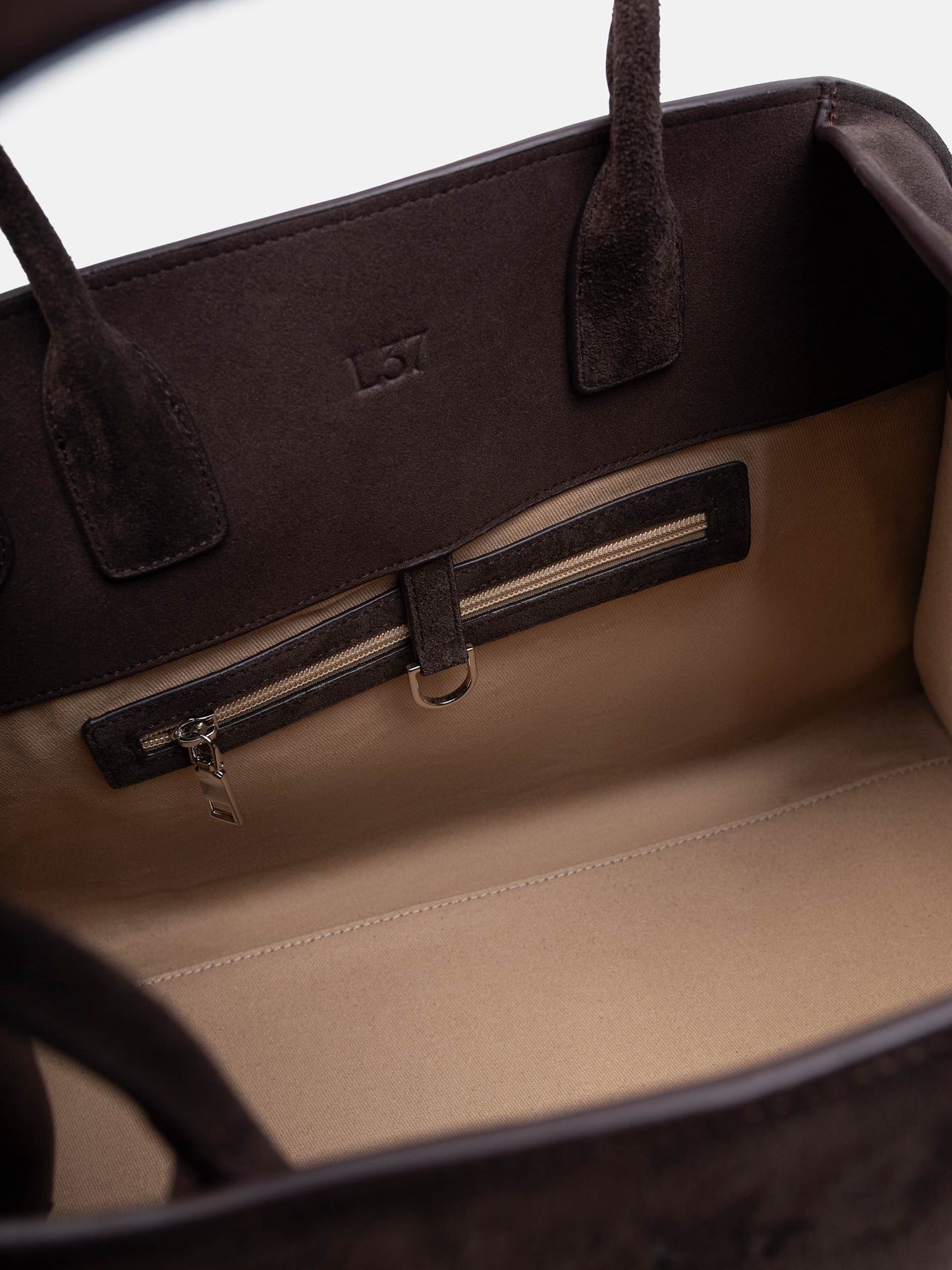 67d727307fde398c5f710ba23208f61b